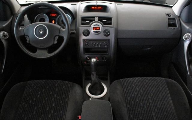 Megane Dynamique GT 1.6 Flex Manual - Foto 5
