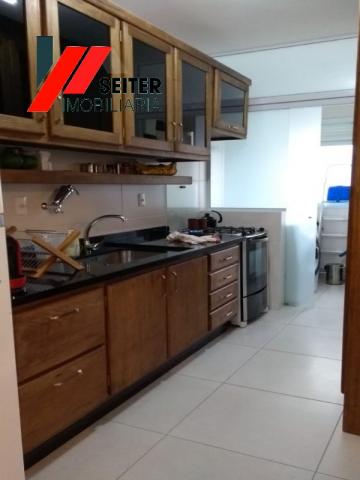 Apartamento mobiliado de 3 domitorios e 2 vagas para locaçao bairro itacorubi florianopoli - Foto 6
