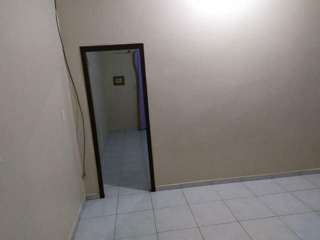 Aluga-se kitinete no bairro Itinga LIVRE de taxas - Foto 4