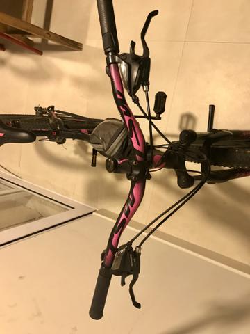Bike TSW Posh Shimano tourin tamanho 15 aro 29. Freios mecânicos a disco. Semi Nova - Foto 3