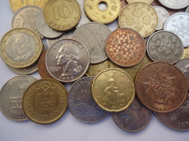 50 moedas antigas estrangeiras diversos países colecionadores