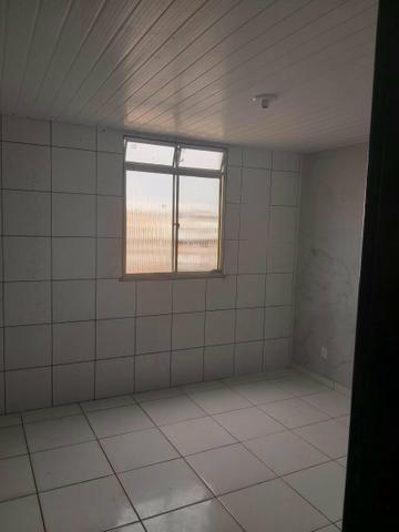 Aluga apto Brotas 2/4 600 reais e uma kitent incluso água s/taxa de cond.ótima localização - Foto 4