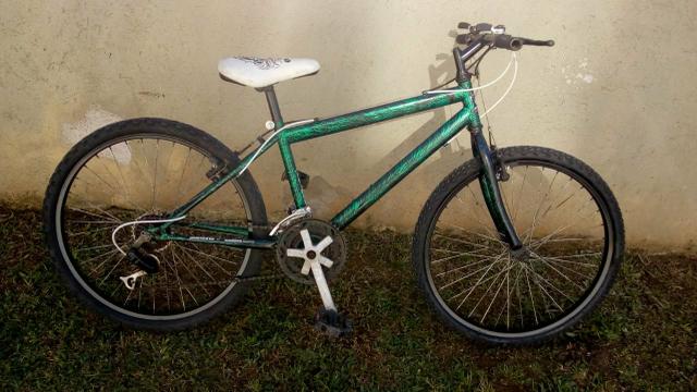 Bicicleta aro 24 ótimo estado - Foto 2