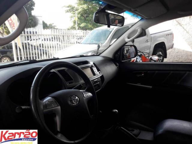 Toyota Hilux CD 4X4 SRV - Foto 6