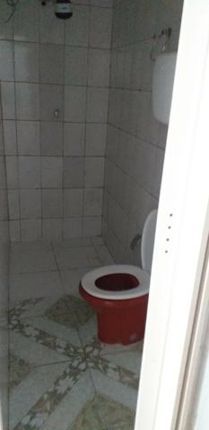 . 1 Casa com varanda, 1 sala, 1 cozinha grande, 2 quartos, 1 banheiro e 1 área de serviço - Foto 8