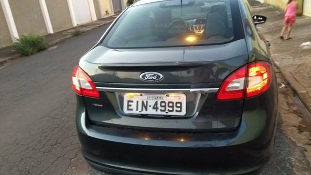 Vendo troco New Fiesta 2011 - Foto 3