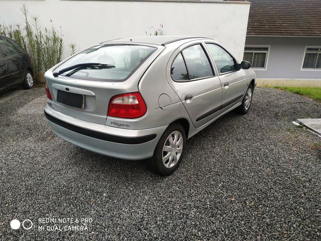 Vendo megane hatch 2001. 9.900,00 - Foto 4
