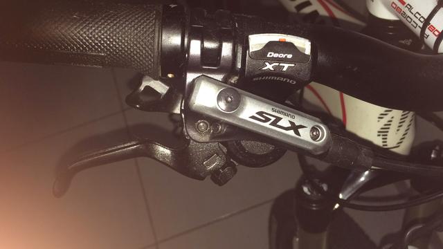 Bike carbono aro 26 - Foto 3