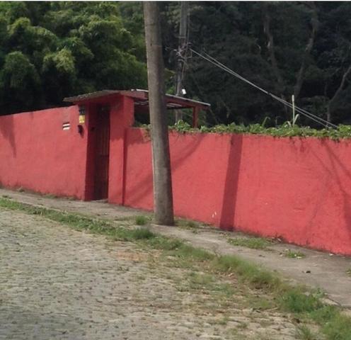 Alugo casa 3 quartos Tijuca