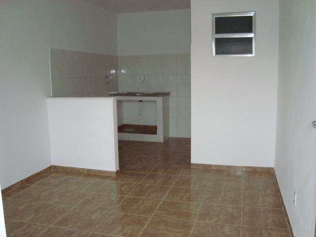 Kitinetes ótima localização e muito familiar - Foto 3