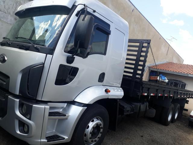 Ford cargo 2428