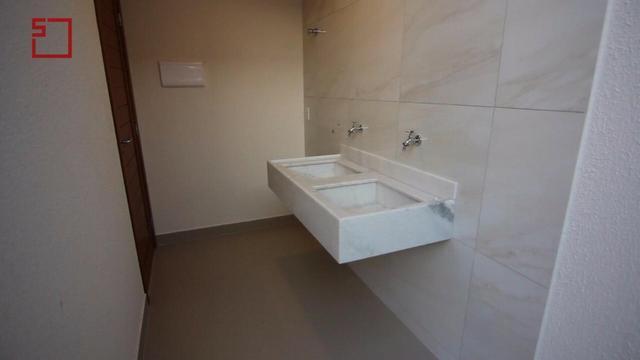 Belíssima casa no Central Park 2, alto padrão de construção - Foto 11