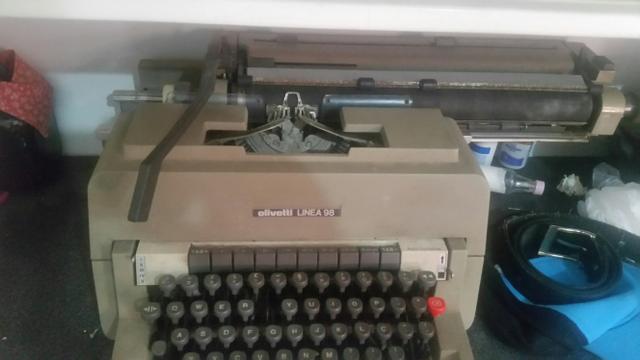 Máquina Olivertti zap * - Foto 2
