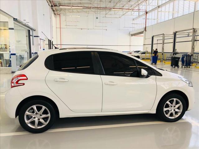 Peugeot 208 1.5 Allure 8v - Foto 5
