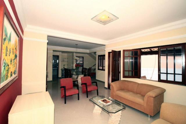 Excelente Casa 2 Pavimentos com 3 Quartos à Venda em Piatã ( 655616 )