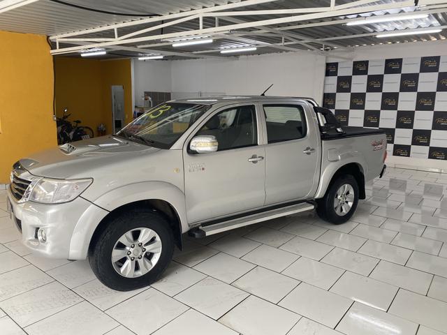 Hilux 3.0 STD 2013 Turbo Disel 4X4 - Foto 6