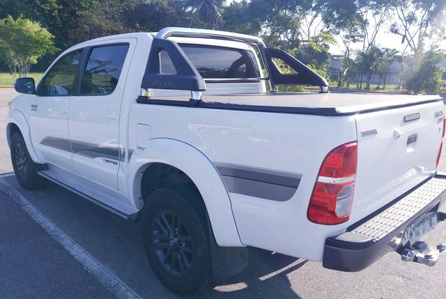 Hilux Limited Edition 4x4 Diesel - Foto 3
