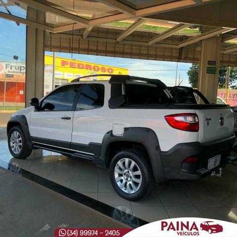Fiat Strada Adventure 1.8 Man. CD Flex 2016/2016 - Foto 4