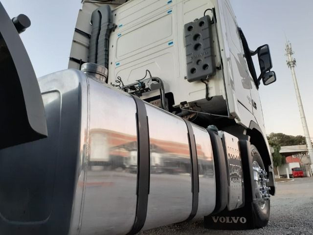 Volvo Fh 460 Trucado 6x2 Teto alto único Dono - Foto 10