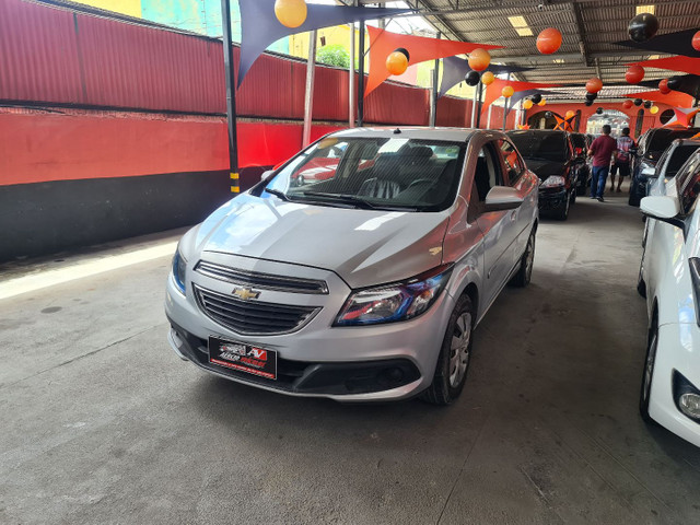 PRISMA 1.4 2013 LT 1 MIL DE ENTRADA AÉRCIO VEÍCULOS BFD