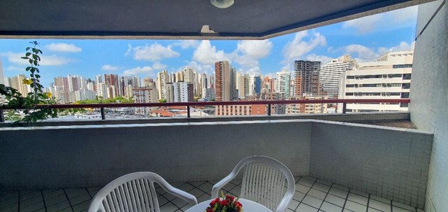 Apartamento com 4 dormitórios, 2 suítes, 4 vagas, à venda, 198 m² por R$ 750.000 - Papicu  - Foto 2