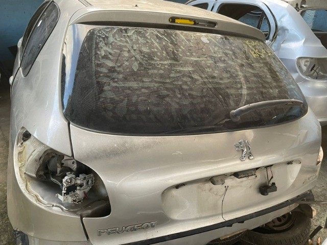 tampa de mala peugeot 207
