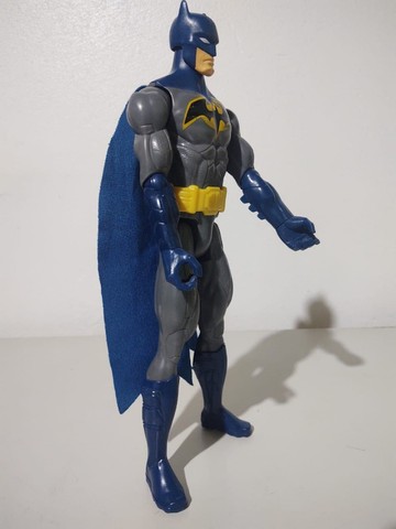 Boneco Batman - Capa Azul - 30cm - Hobbies e coleções - Campos do Jordão  1149991597 | OLX