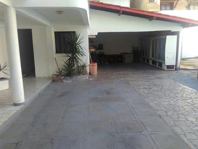 Casa em Itapuã com 4/4 e 476m² no Cond. Recanto de Itapuã - Foto 7