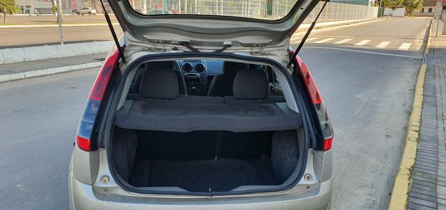Fiesta Hatch SE 1.0 2014 - Foto 12