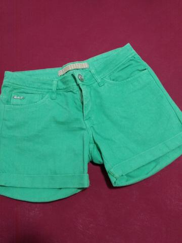 Shorts Jeans Verde Folha