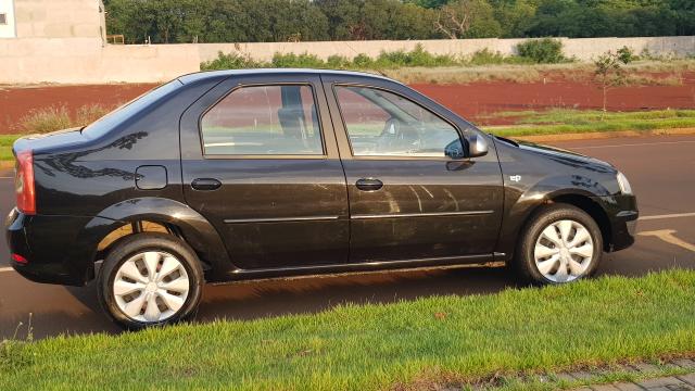 Renault Logan Exp 2011 - Foto 8