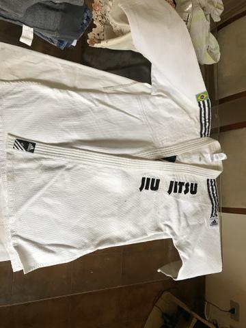 Vendo kimono adidas