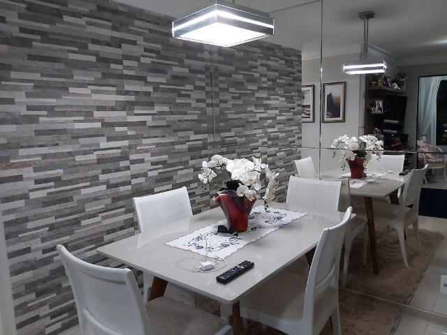 Lindo Apartamento com Projetados, Reformado, Piso Porcelanato no Sun Gardens| 2Vagas - Foto 3