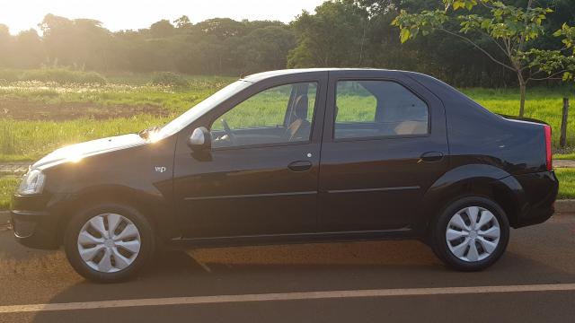 Renault Logan Exp 2011