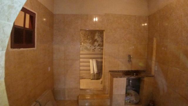 Aluga-se uma casa com 09 cômodos No Centro do RJ preço Híper em Conta !!!! - Foto 3