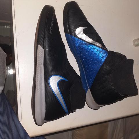 Chuteira nike phantom vision elite preta e azul | futsal