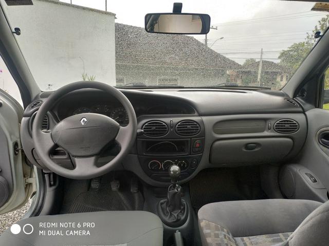 Vendo megane hatch 2001. 9.900,00 - Foto 8