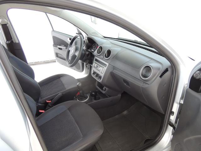Volkswagen Voyage City 2015 - 1.6 - leia todo anuncio !! - Foto 7