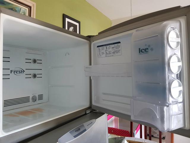 Geladeira GE 450 litros atenção. - Foto 3