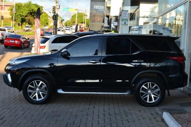 Hilux SW4 SRX 2.8 - 7 Lugares - 43 Mil Km - Revisões em Concessionária - Foto 5