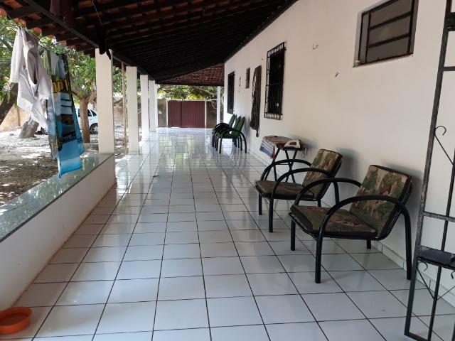 Uma casa de 360m2, 3 qtos 2 suites - Foto 20