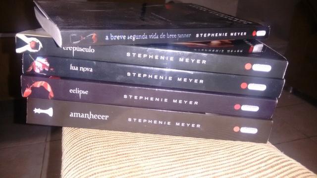 Coleção Completa Muito Nova do Crepúsculo! - Foto 3