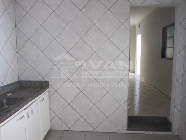 Casa para alugar com 3 dormitórios em Martins, Uberlândia cod:608152 - Foto 6