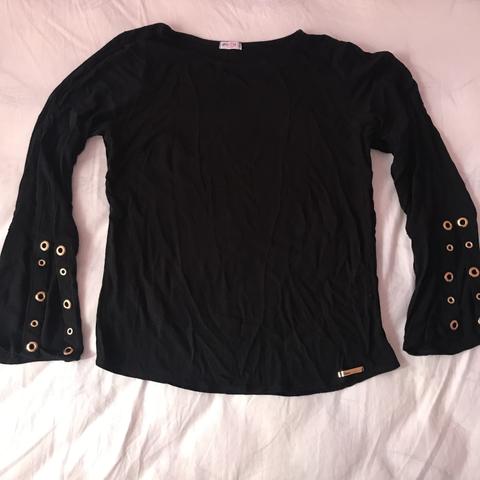 Roupas em estado novo - Foto 3