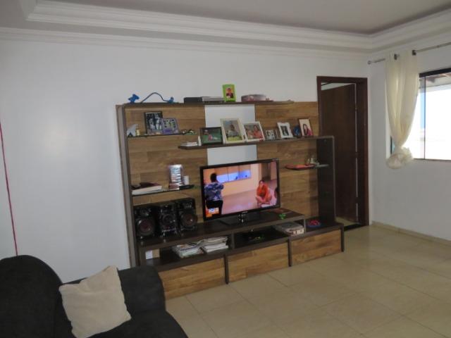 Casa com quatro quartos, duas suites, na laje. Esquina - Foto 15