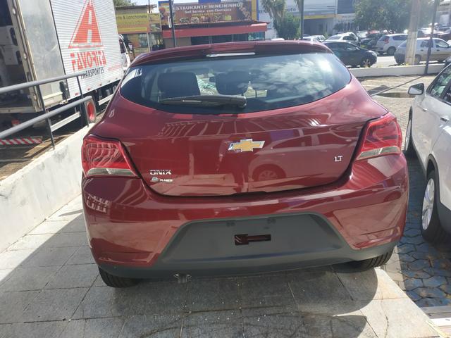 GM - Chevrolet Onix LT 1.0 - Foto 3
