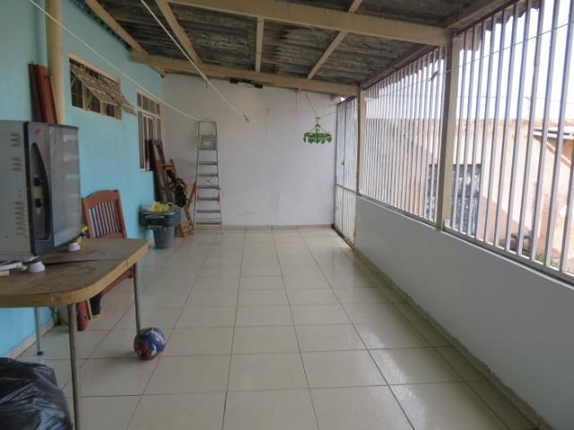 Casa com quatro quartos, duas suites, na laje. Esquina - Foto 19