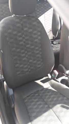 HB20 1.6 Confort Plus / Ano 16 - Modelo 17 - Foto 3