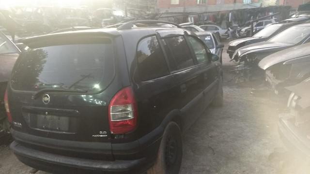 Safira 2.0 8v flex sucata pra retirada motor cambio lataria peças em geral - Foto 5