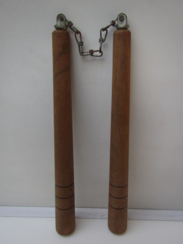 Nunchaku antigo de madeira - Foto 3